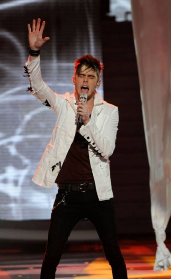 Colton Dixon Photo
