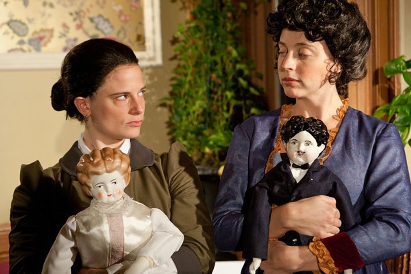 Photo Flash: Stolen Chair Presents Jody Flader in THE BACHELORS' TEA PARTY  Image