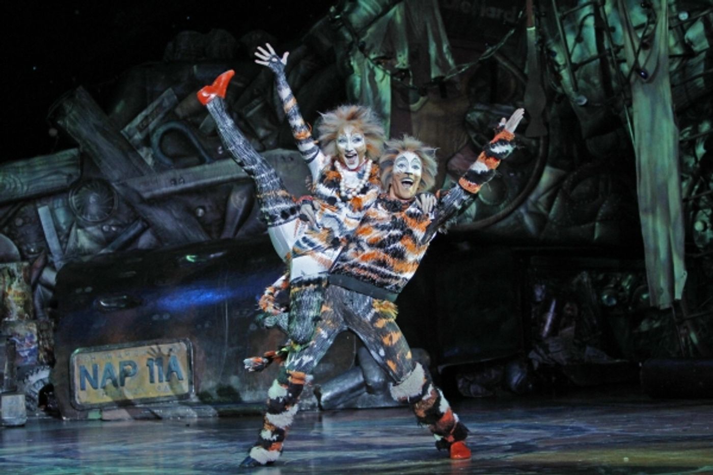 Photo Flash: CATS Returns to the Paramount Theatre, 4/17-22  Image