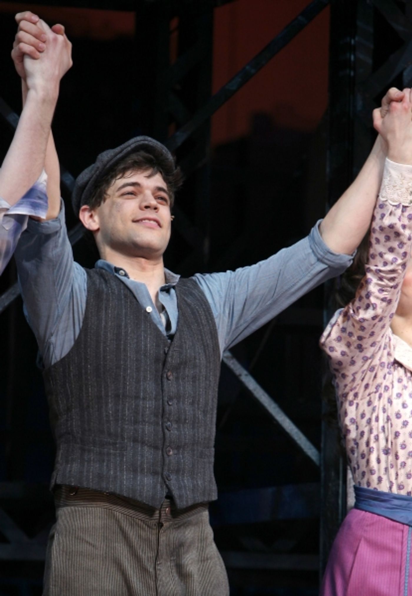 Photo Coverage: NEWSIES Opening Night Curtain Call!  Image