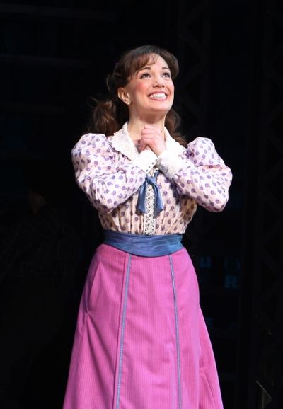 Kara Lindsay Photo