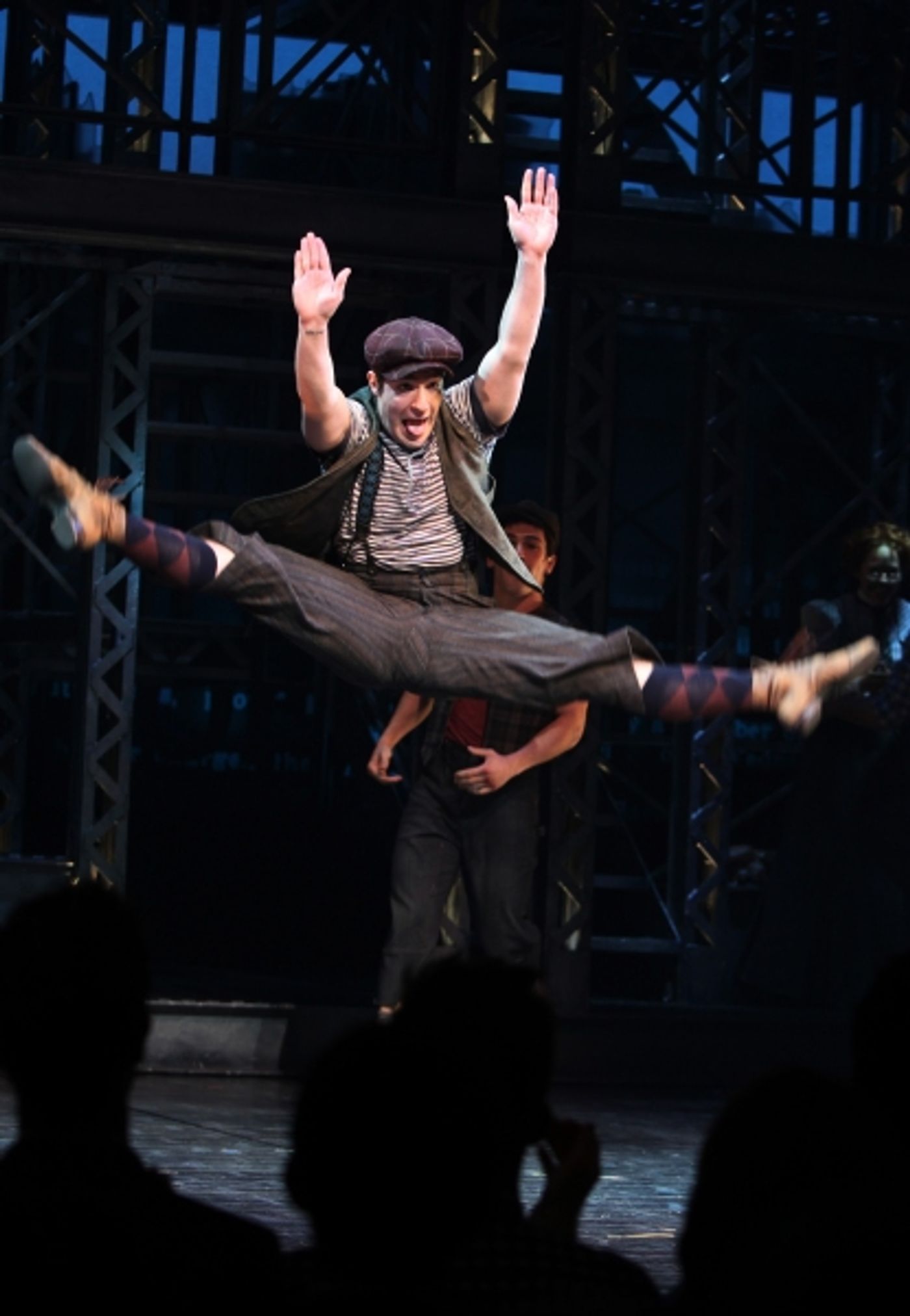 Photo Coverage: NEWSIES Opening Night Curtain Call!  Image
