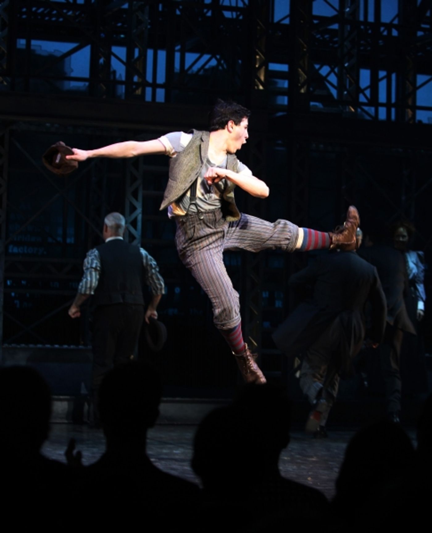 Photo Coverage: NEWSIES Opening Night Curtain Call!  Image