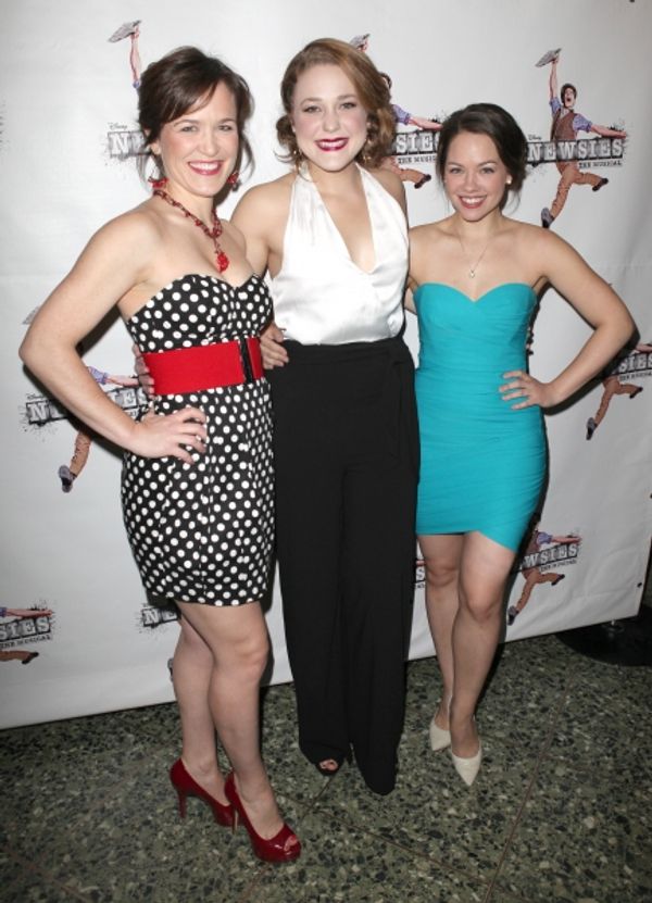 Caitlyn Caughell,Julie Foldesi, Laurie Veldheer Photo