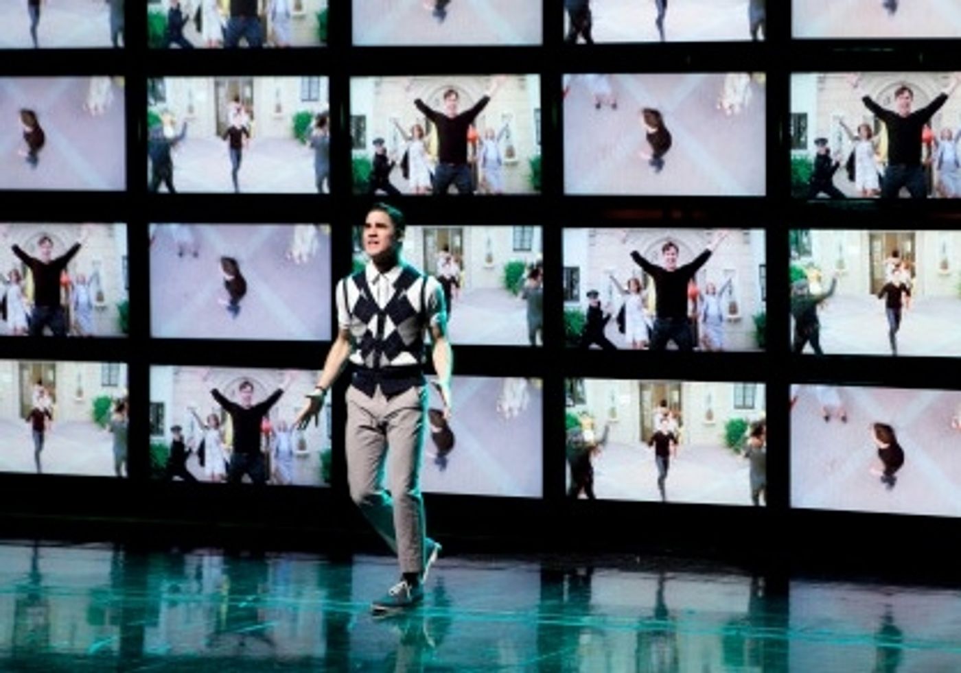 Photo Flash: GLEE Returns Tonight With 'Senior Ditch Day'  Image