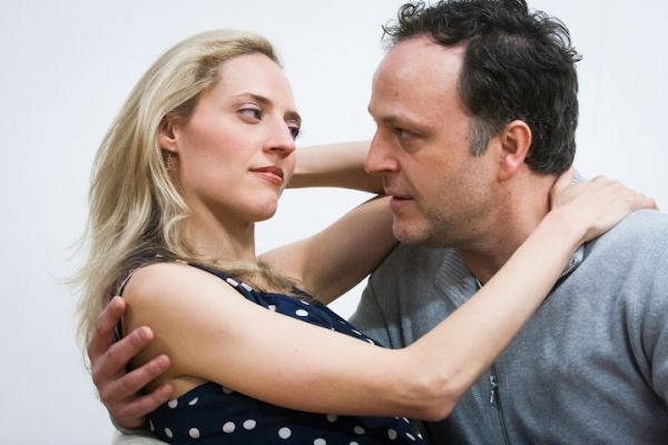 Julia Motyka and Thomas Poarch Photo