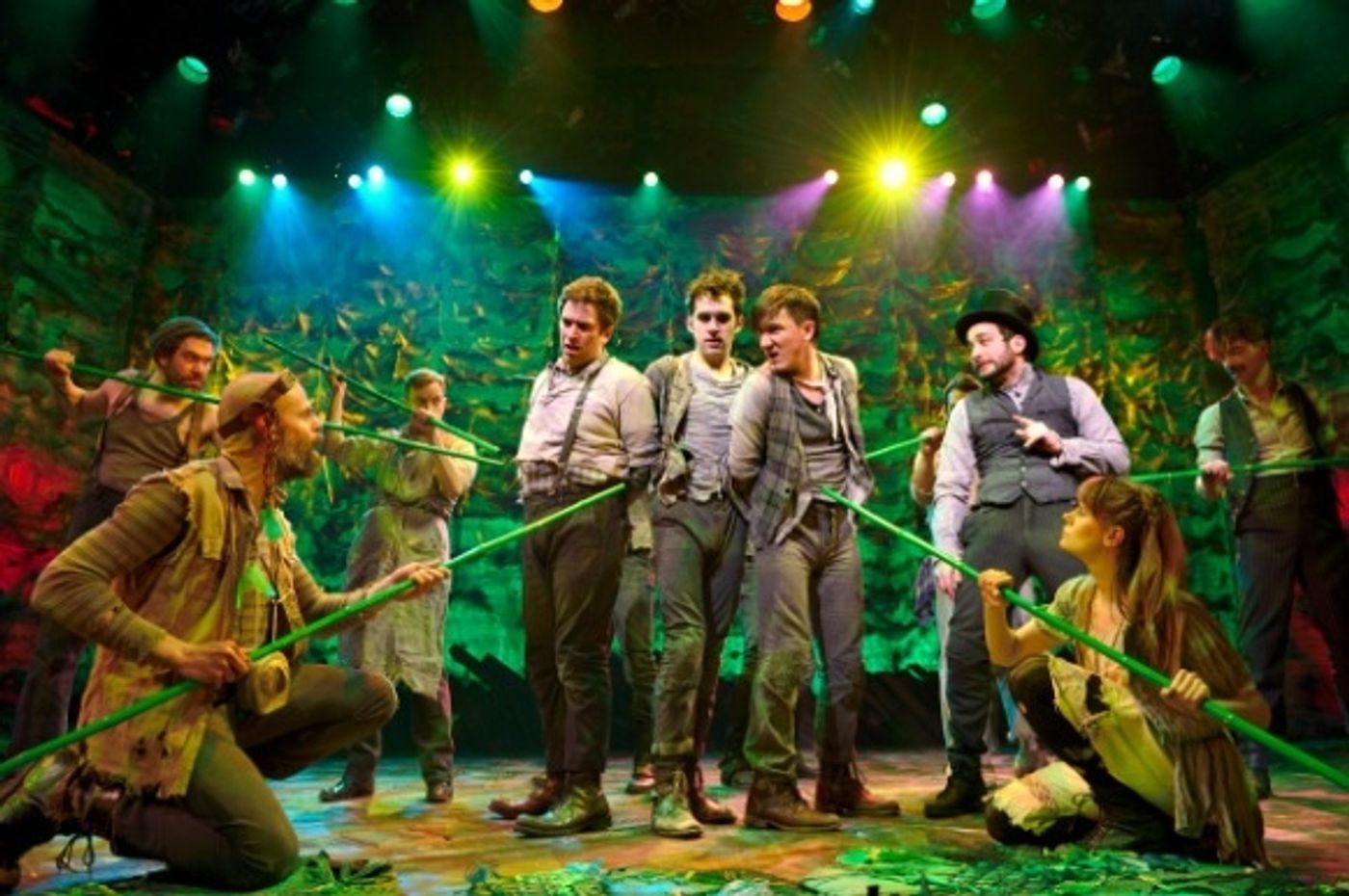 Photo Flash: PETER AND THE STARCATCHER Begins Broadway Performances  Image
