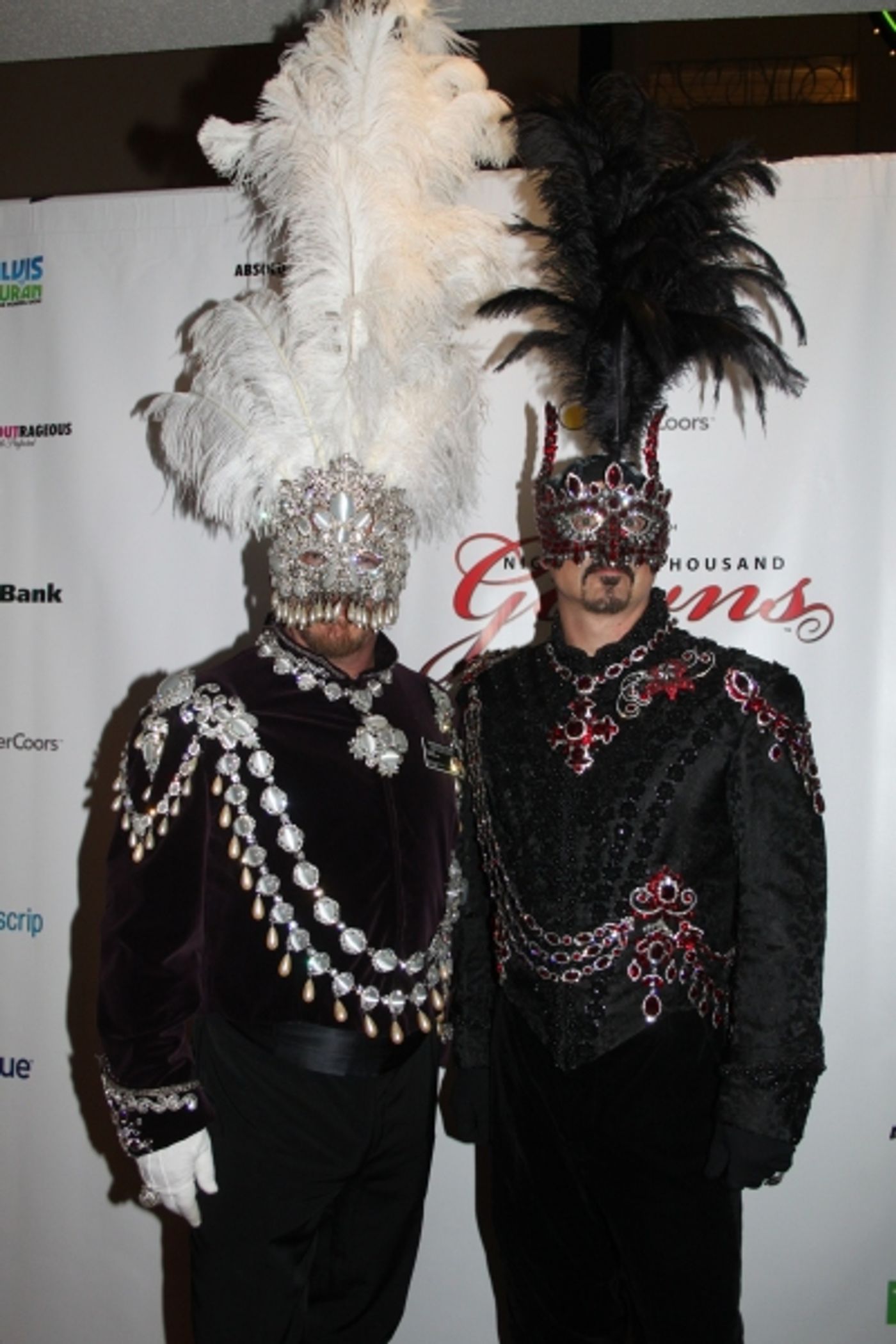 Photo Flash: Night of 1000 Gowns Red Carpet!  Image