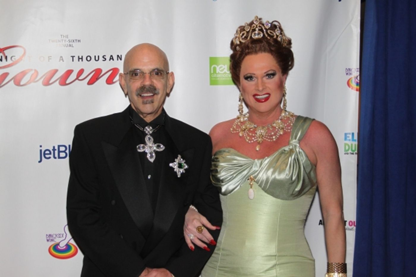 Photo Flash: Night of 1000 Gowns Red Carpet!  Image