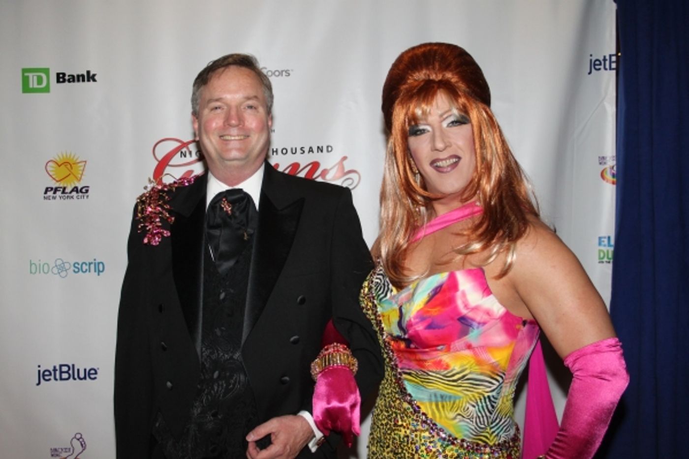Photo Flash: Night of 1000 Gowns Red Carpet!  Image