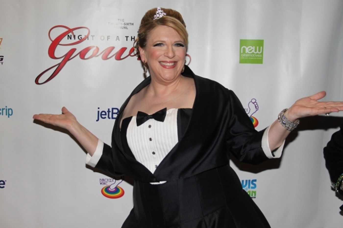 Photo Flash: Night of 1000 Gowns Red Carpet!  Image