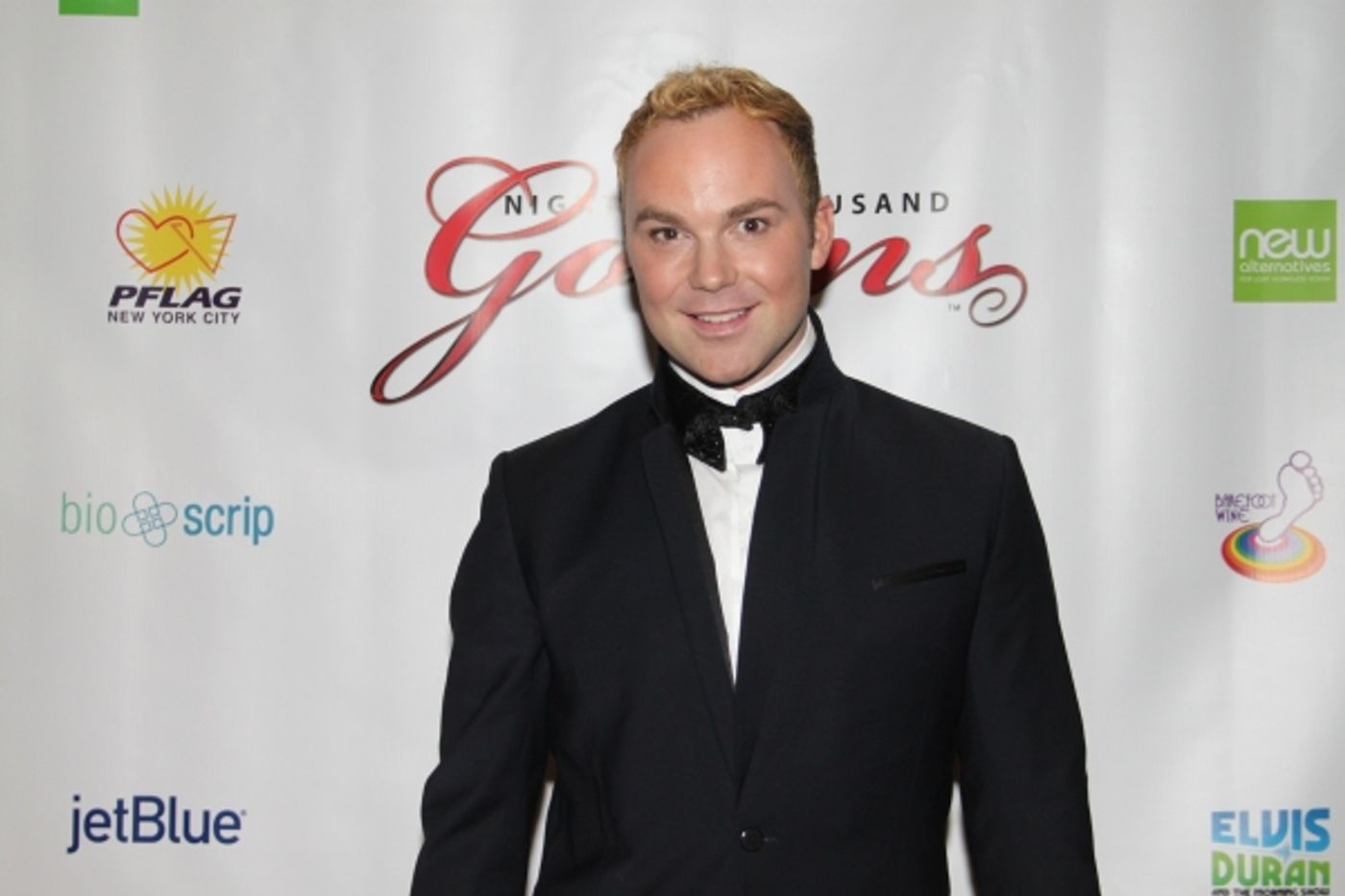 Photo Flash: Night of 1000 Gowns Red Carpet!  Image