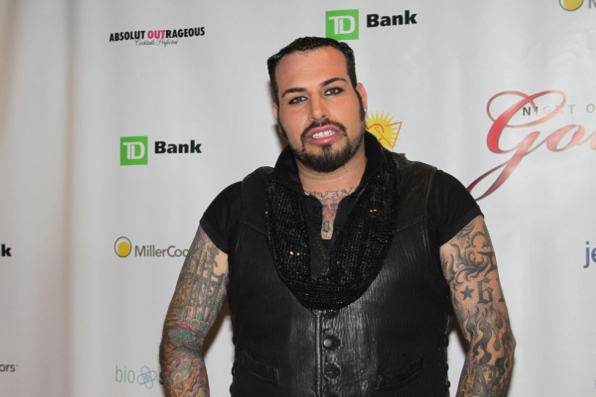 Robear Chinois at Night of 1000 Gowns Red Carpet!