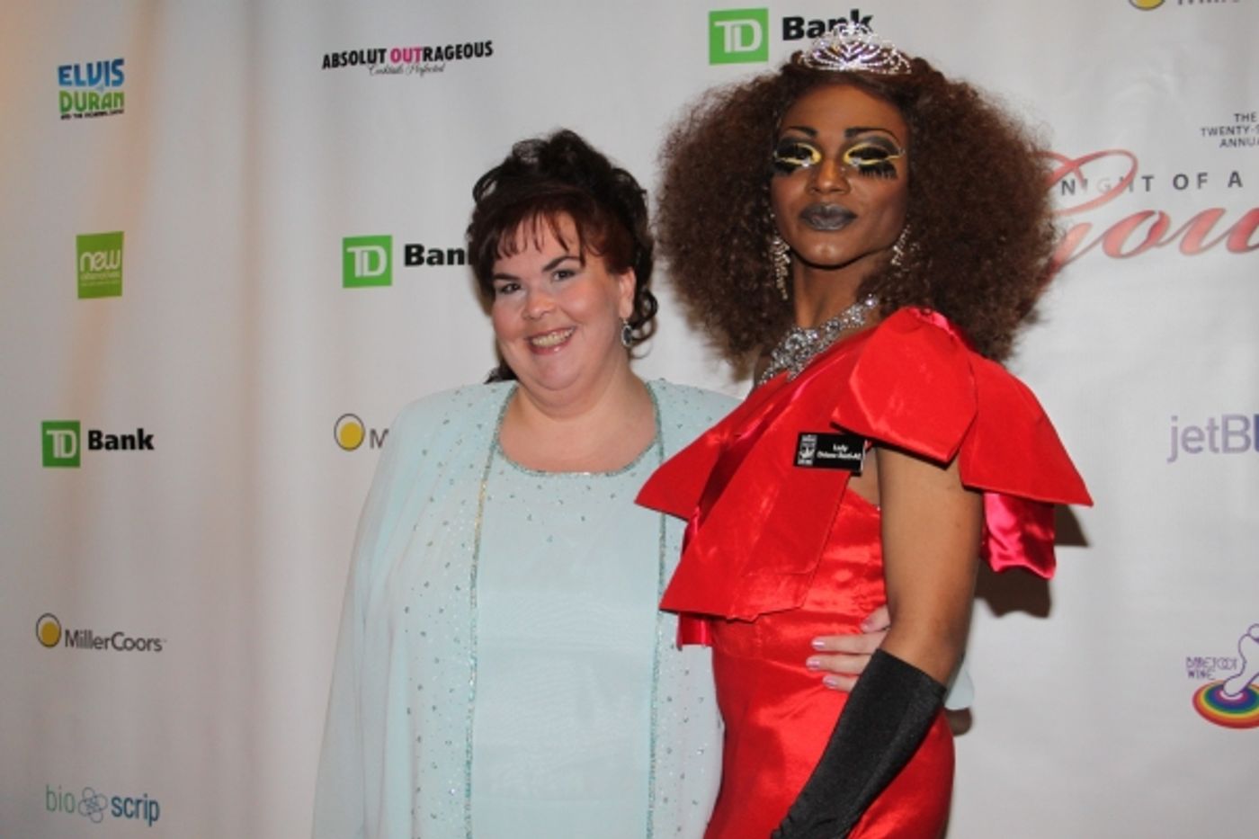 Photo Flash: Night of 1000 Gowns Red Carpet!  Image