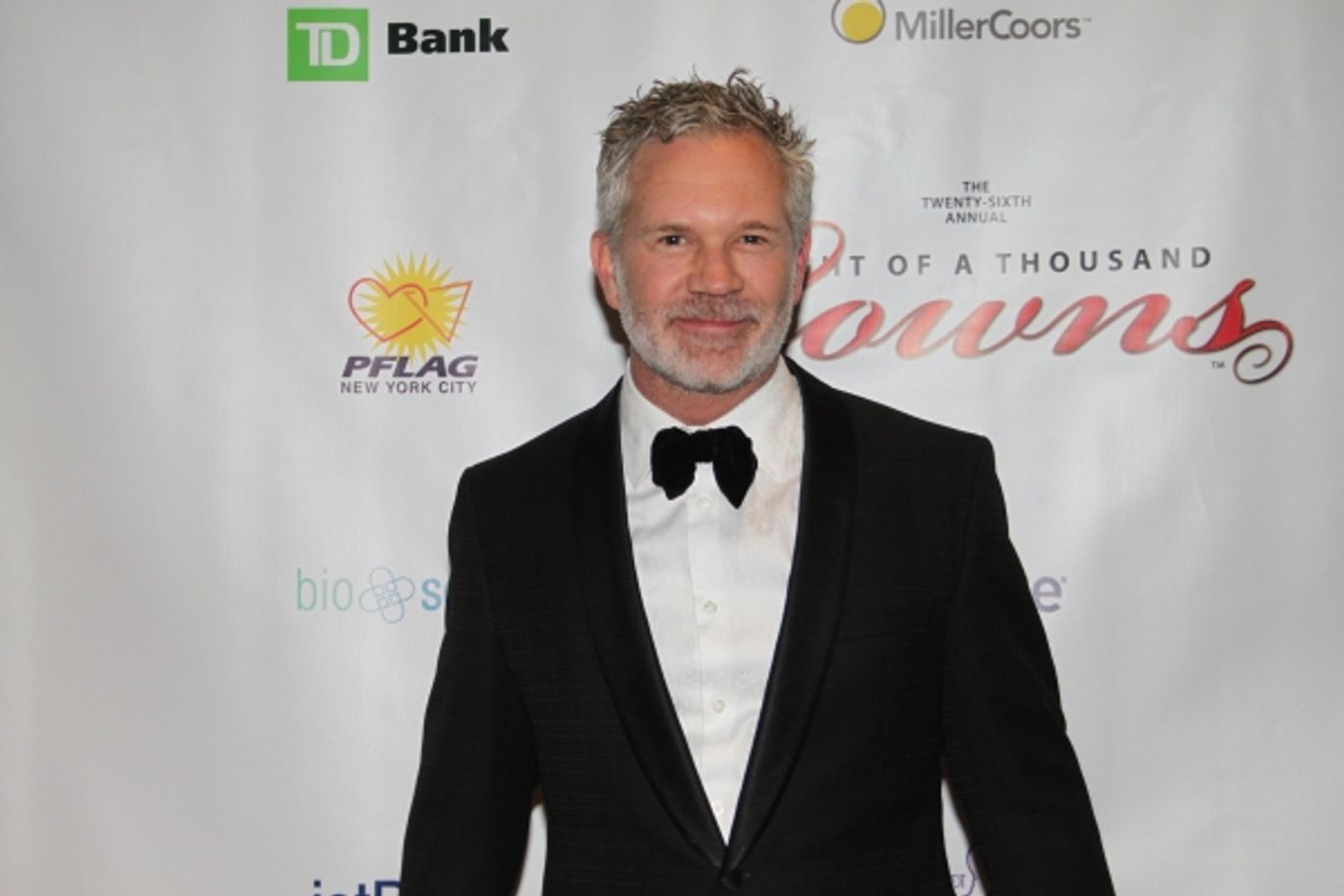 Photo Flash: Night of 1000 Gowns Red Carpet!  Image