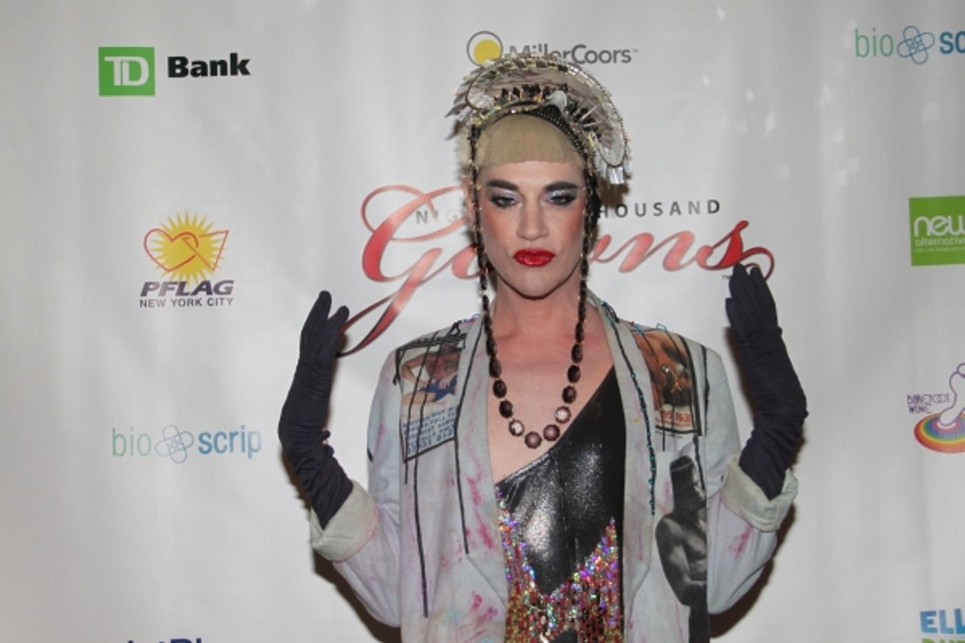 Photo Flash: Night of 1000 Gowns Red Carpet!  Image