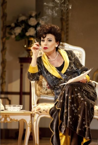 Tracie Bennett Photo