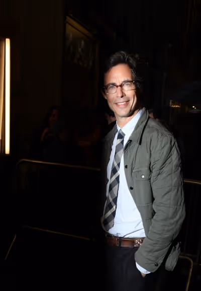 Tom Cavanagh Photo