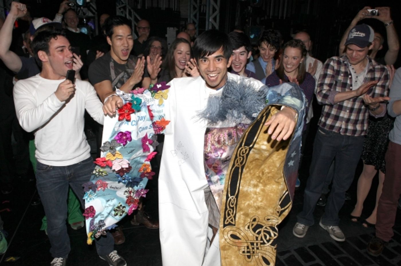 Photo Coverage: Inside the NEWSIES Gypsy Robe Ceremony!  Image