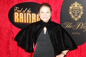 Tovah Feldshuh Photo
