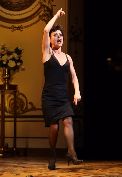 Tracie Bennett  Photo