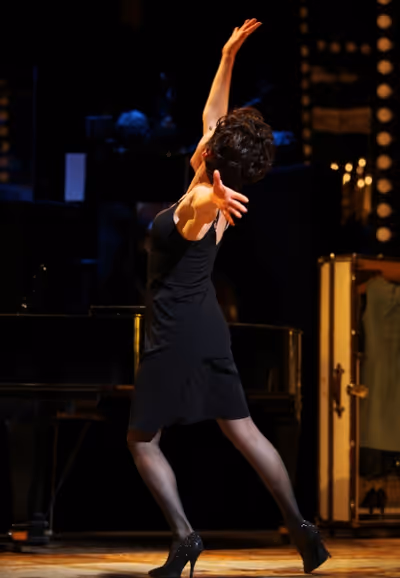 Tracie Bennett  Photo