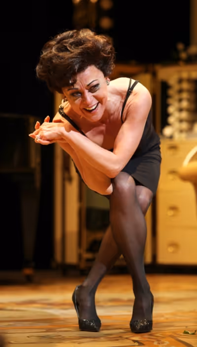 Tracie Bennett  Photo