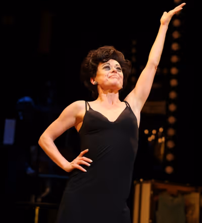 Tracie Bennett  Photo