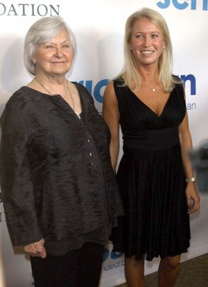 Joanne Woodward and Claire Newman Photo