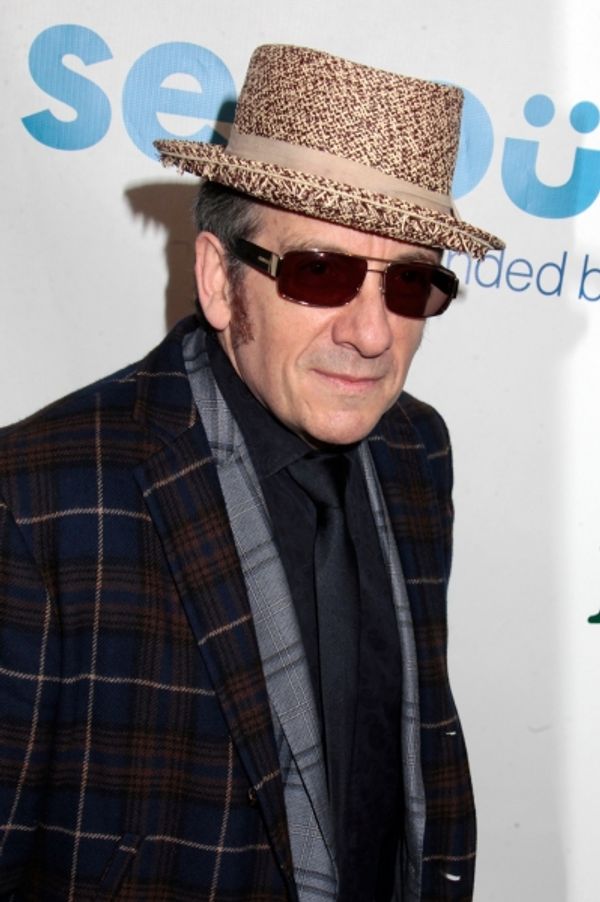 Elvis Costello Photo