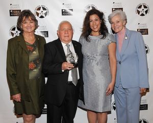 President of The Hollywood Arts Council Nyla Arslanian, Frankie Competelli, Ann Portenza and actress and former Miss America Lee Meriwether
@ BroadwayWorld President of The Hollywood Arts Council Nyla Arslanian, Frankie Competelli, Ann Porte Photo