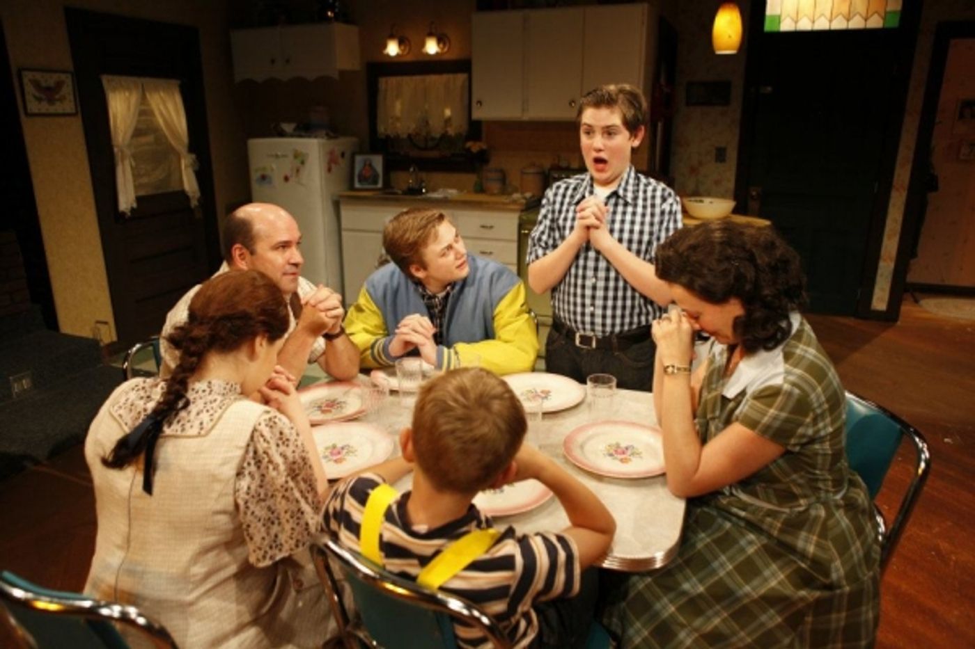 Photo Flash: Thomas Mothershed & Co. in OVER THE TAVERN at The Herb Strauss Theatre, Sanibel Photo Flash: Thomas Mothershed & Co. in OVER THE TAVERN at The Herb Strauss Theatre, Sanibel Image