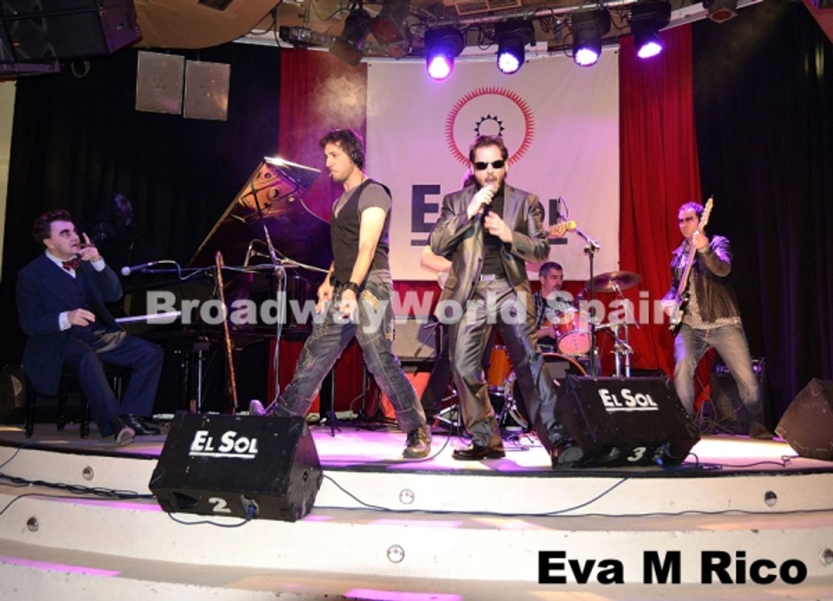 Toni Comas, Raul Fernandez, Israel Lozano y la banda
 at 