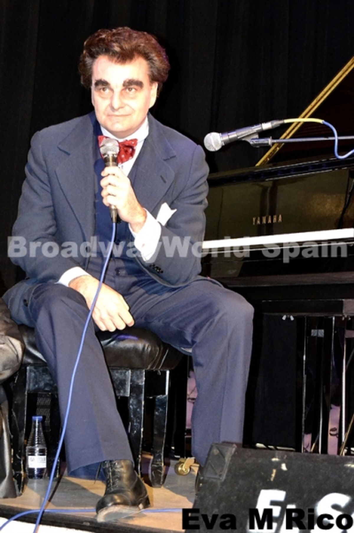 Toni Comas caracterizado como Amadeu Vives at 