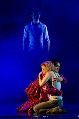 Richard Fleeshman (Sam Wheat), Da'Vine Joy Randolph (Oda Mae Brown) and Caissie Levy (Molly Jensen) in the Broadway production @ BroadwayWorld Richard Fleeshman (Sam Wheat), Da'Vine Joy Randolph (Oda Mae Brown) and Caissie Levy Photo