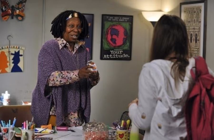 Photo Flash: First Look - Whoopi Goldberg Guest-Stars on THE MIDDLE Tonight, 5/2 Image