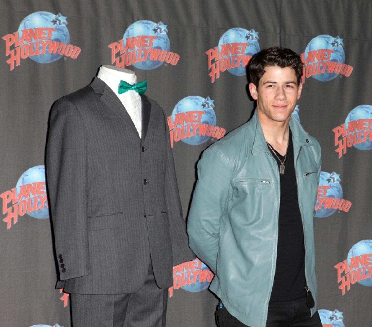 Nick Jonas at HOW TO SUCCEED's Nick Jonas, Michael Urie & Stephanie Rothenberg Visit Planet Hollywood