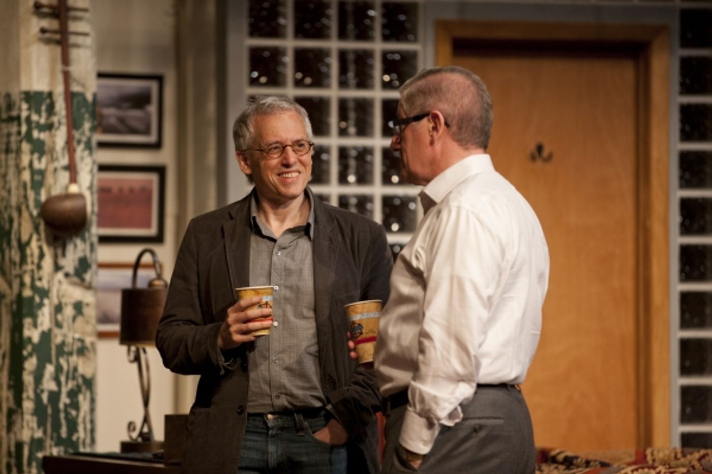 Photo Flash: Guthrie Theater Welcomes TIME STANDS STILL Playwright Donald Margulies  Image
