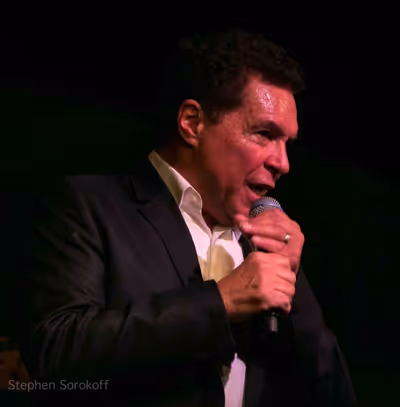 Clint Holmes Photo