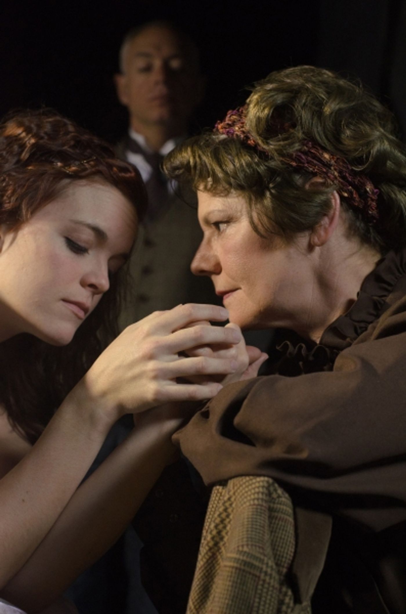 Photo Flash: First Look at Shattered Globe Theatre's HER NAKED SKIN in Chicago  Image