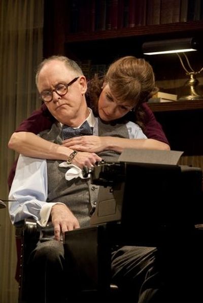 John Lithgow, Margaret Colin Photo