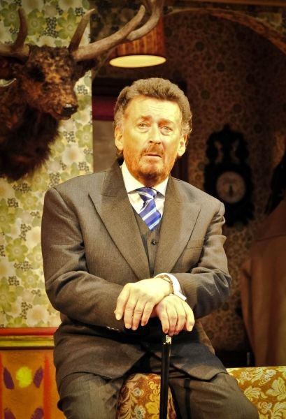 Photo Flash: Sneak Peek at Lyceum Theatre's DOCTOR IN THE HOUSE, Sheffield — photo 2 of 2
