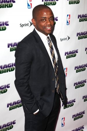 Dule Hill  Photo