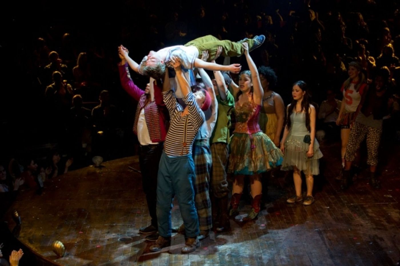 Photo Flash: Hunter Parrish Takes Final Bow in GODSPELL!  Image