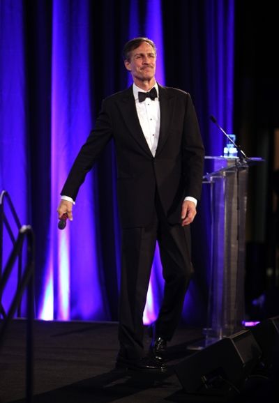 Howard McGillin Photo