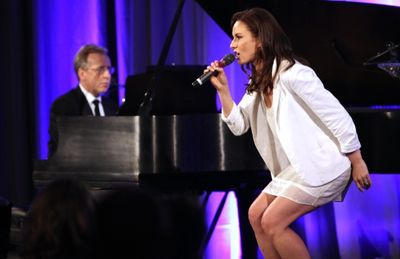 Laura Benanti  Photo