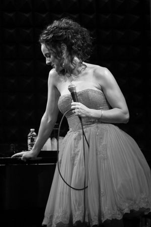 Melissa Errico Photo