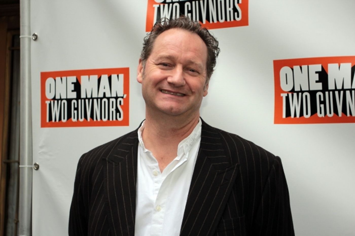 Photo Coverage: ONE MAN, TWO GUVNORS Theatre Arrivals - Mandy Patinkin & More!  Image