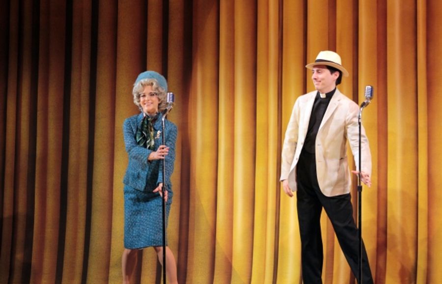 Photo Coverage: ONE MAN, TWO GUVNORS Opens on Broadway - Curtain Call and After Party! Image