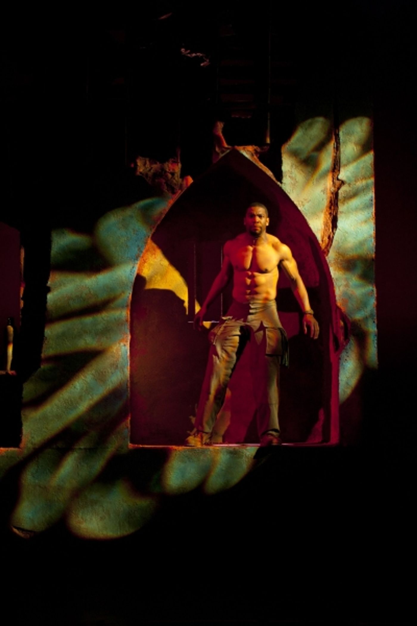 Photo Flash: First Look at Syracuse Stage's THE BROTHERS SIZE thru 5/12 Photo Flash: First Look at Syracuse Stage's THE BROTHERS SIZE thru 5/12 Image